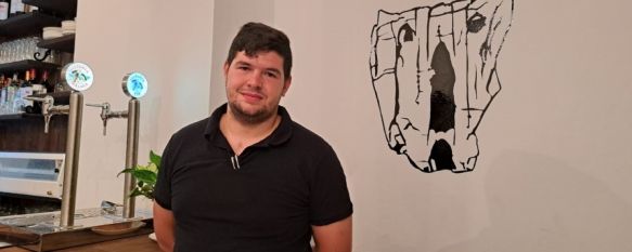Navarrete destaca de la carta de la nueva taberna una buena variedad de salazones a precios económicos. // María José García Navarrete destaca de la carta de la nueva taberna una buena variedad de salazones a precios económicos. // María José García