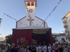 Parroquia de San Cristóbal minutos antes de la salida de la imagen  // Radio Ronda