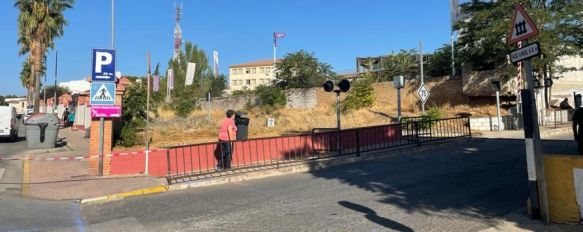 Comienza la construcción de la pasarela peatonal sobre las vías del tren en la avenida Victoria, Las obras, valoradas en un millón de euros, tendrán un plazo de ejecución de ocho meses, 22 Sep 2022 - 10:21