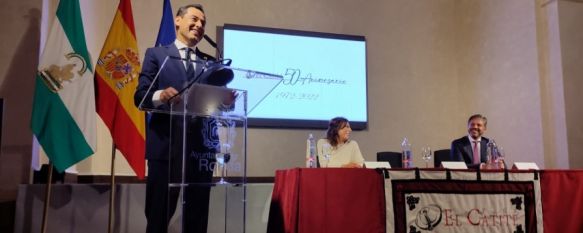El Catite nombra Socio de Honor a Juanma Moreno, El presidente de la Junta de Andalucía recibe el galardón en el 50 aniversario de la peña, 26 Sep 2022 - 09:26
