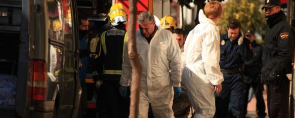 Fallece un hombre de 79 años en un incendio en la calle Antonio Ordóñez, El siniestro, cuyo aviso fue recibido a las diez horas de esta mañana, ha podido ser provocado por un brasero, 08 Feb 2012 - 13:56