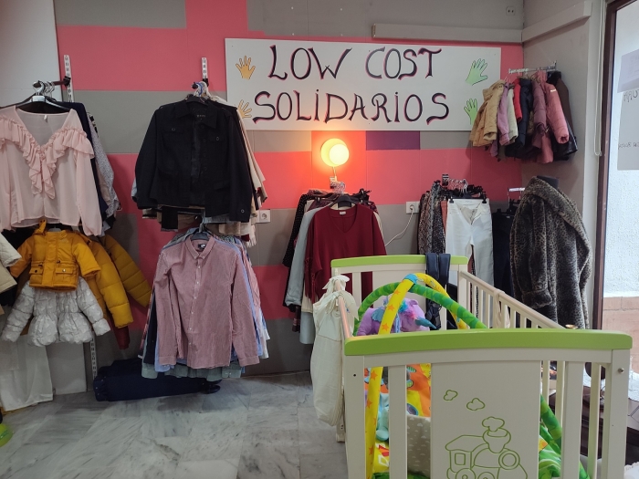 Fascinante Series de tiempo Se asemeja Solidarios Ronda abre una tienda low cost en calle Jerez