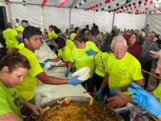 La Asociación de Vecinos ha organizado diferentes actividades, entre ellas la tradicional paella popular // Ayuntamiento de Ronda