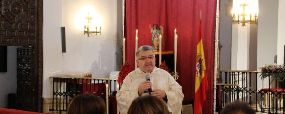 Corral ofició la eucaristía por el Día de los Santos Ángeles Custodios. // María José García