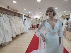 Confecciones Málaga cuenta con una amplia variedad de trajes de novias: 