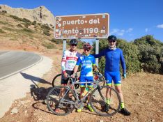 La última vez que subió al Puerto del Viento lo hizo este pasado sábado junto a uno de sus nietos y un hijo.  // Paloma González 