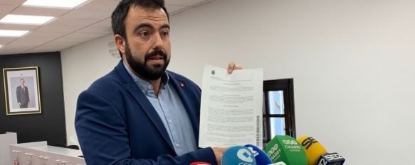  Serrano: “La UTE ha dejado de prestar el servicio de manera unilateral y sin previo aviso”, El edil asegura que no existe un acuerdo formal sobre las líneas de autobús urbano suspendidas y que la concesionaria reclama 220.000 euros para su mantenimiento, 02 Dec 2022 - 18:15