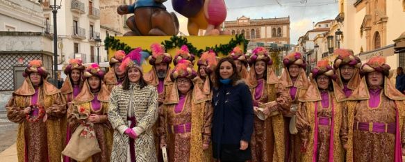 El Ayuntamiento instala buzones gigantes para depositar las cartas a los Reyes Magos , Se han situado en varios puntos de la ciudad, decorados con personajes infantiles , 16 Dec 2022 - 17:49