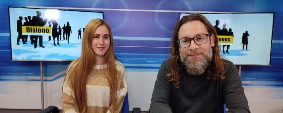 Francisca Gamarro y Adrián López, trabajadora social y psicólogo de AOPA.  // CharryTV
