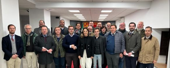 Turismo de Ronda subvenciona con 1.000 euros a cada hermandad de la ciudad, La medida se encuentra dentro del programa de ayuda para el mantenimiento de las tradiciones de la ciudad, 03 Mar 2023 - 18:19