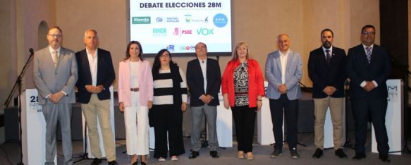 Los candidatos a las elecciones municipales en Ronda, con los periodistas Manuel Guerrero y Juan Miguel Aguilar. // CharryTV