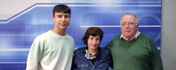 Ignacio León, actor; María Jesús García, coordinadora del Certamen, y Rafael González, miembro del jurado, han pasado por Charry TV para hablar del Certamen // Laura Caballero