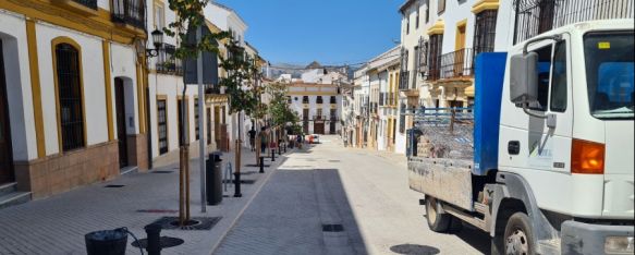 Reabren al tráfico la calle Virgen de los Dolores tras su remodelación , El Ayuntamiento invierte 700.000 euros en la mejora de la vía, junto a un tramo de Santa Cecilia; e interviene, entre otros, en el saneamiento y el pavimento , 23 Jun 2023 - 14:48