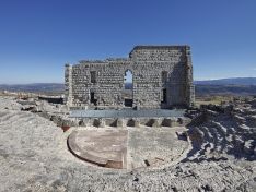 Otra vista del Teatro y su cávea.  // Pablo F. Díaz. 