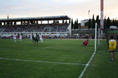 Amistoso entre el CD Ronda y el primer equipo del Real Betis en la Ciudad Deportiva en 2012 // CharryTV