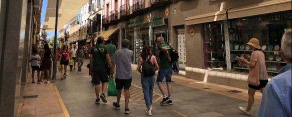 Una pareja intenta robar dos anillos en una tienda en calle La Bola y agrede a su propietario, La Policía Nacional ha identificado a los autores de los hechos, en un establecimiento de souvenirs, 04 Aug 2023 - 15:09