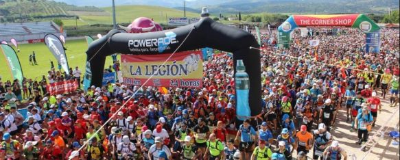 Momento de la salida de los marchadores en una de las pasadas ediciones.  // Vanessa Melgar. 