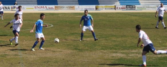 La U.D. Maracena dejó resuelto el partido en la primera mitad, con goles de Garrido y Johny Osuna. // CharryTV