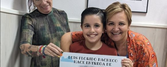 Luis Florido, de 11 años, dona 188 euros a AYUCA, El rondeño ha conseguido recaudar esta cantidad con la venta de pulseras solidarias que él mismo ha confeccionado, 06 Oct 2023 - 16:01