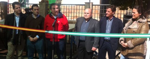 Algatocín reúne a 2.500 personas en la I edición de la ‘Hinojá’, una fiesta gastronómica y cultural, Los vecinos han participado en un concurso de potajes de hinojo y en la degustación de productos típicos, 05 Mar 2012 - 17:42