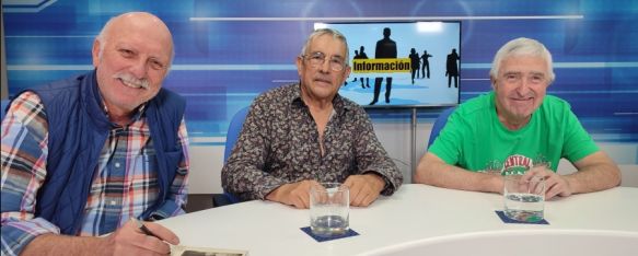 Avelino Écija, José María Tornay y José Manuel Ríos han presentado el proyecto en Charry TV.  // Paloma González 