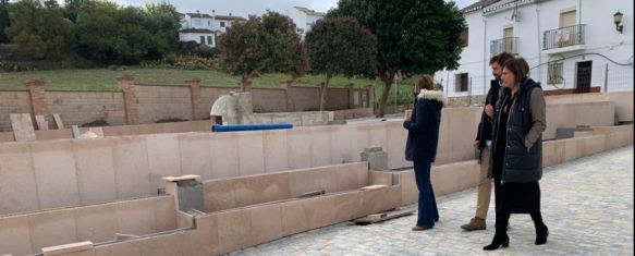 La alcaldesa de Ronda ha visitado los trabajos de remodelación // Ayuntamiento de Ronda