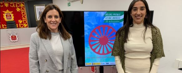 Rebeca Muñoz, a la izquierda, y Toñi Núñez, en la presentación este jueves de las actividades que se desarrollarán. // CharryTV
