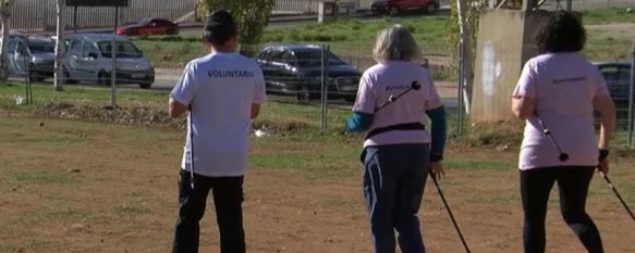 La marcha nórdica como herramienta de recuperación para pacientes oncológicos, AYUCA ha puesto en marcha esta actividad que, además de ayudar a reducir el riesgo de linfedema, sirve como terapia para los usuarios, 22 Nov 2023 - 15:53