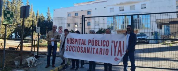 Se han pronunciado esta mañana junto al viejo Hospital.  // CharryTV