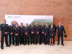 Los condecorados con el Inspector Jefe, Jefe de la Comisaría de la Policía Nacional en Ronda, Francisco Javier Cuéllar; y otros compañeros.  // CharryTV