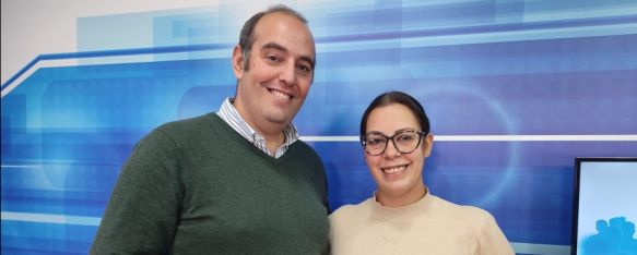 Miguel Lorca y Ainhoa Pérez en el plató de Charry TV.  // CharryTV