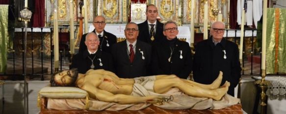 Se realizó un homenaje a varios antiguos Hermanos Mayores de la hermandad // Hermandad del Santo Entierro