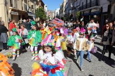 Pasacalles infantil llegando a la plaza de España.  // CharryTV