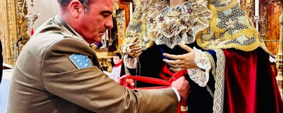 El teniente general Julio Salom impone su faja a la Virgen del Buen Amor, El acto se desarrolló en la función principal de instituto del Triduo de la Hermandad del Ecce-Homo, 04 Mar 2024 - 09:31