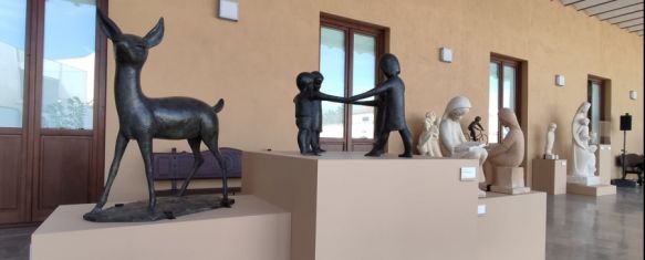 La Fundación Unicaja inaugura una exposición de esculturas de Marino Amaya, Se pueden ver casi una veintena de obras realizadas en piedra y bronce, con diferentes temáticas, 05 Mar 2024 - 17:52