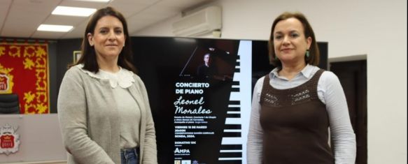 Rebeca Muñoz junto a Margarita Pavía // Ayuntamiento de Ronda