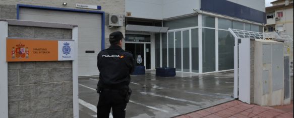 Agentes del Cuerpo de Policía Judicial de la Comisaría Local de Ronda han podido identificar y detener a cuatro presuntos delincuentes // Policía Nacional
