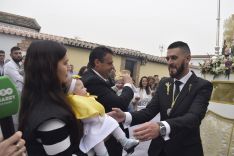 Dos bebés han recibido la bendición de la Virgen.  // Laura Caballero