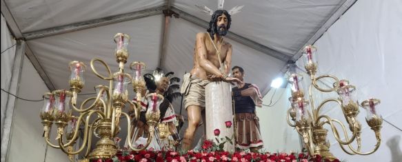 La lluvia tampoco deja procesionar a La Columna, El mal tiempo impide la Estación de Penitencia de la Hermandad…, 28 Mar 2024 - 00:44