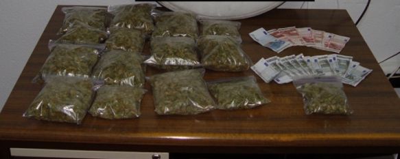 La Guardia Civil desmantela un punto de venta de droga en Benaoján, La operación se ha saldado con un joven de 28 años detenido por un presunto delito contra la salud pública, 20 Mar 2012 - 16:09