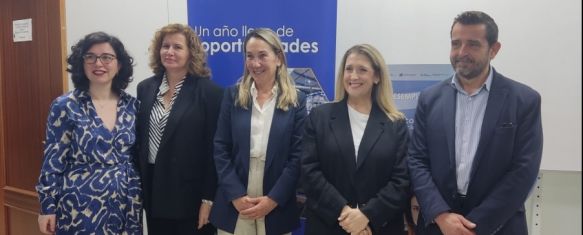 Responsables de Maude Studio junto a la directora de Academia Zeus y la delegada de Educación del Ayuntamiento de Ronda // Laura Caballero