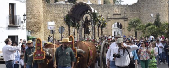 La Real Hermandad de la Virgen de la Cabeza celebra su Romería, Decenas de personas se han unido a la comitiva que ha acompañado…, 05 May 2024 - 10:07