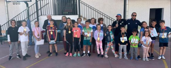 El colegio Juan Carrillo dona 565 euros a Solidarios en Ronda, Su VI Carrera Solidaria contado con la presencia de Chito y…, 06 May 2024 - 11:05