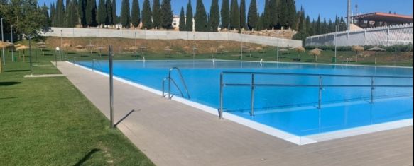 El Ayuntamiento anuncia ocho plazas de monitor deportivo para la piscina Manolo López, Los interesados podrán entregar la documentación necesaria…, 14 May 2024 - 16:56