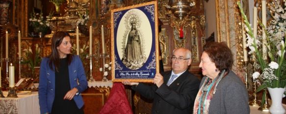 Presentan el cartel anunciador de los actos de la Virgen de la Paz, La Patrona de Ronda procesionará el próximo 13 de mayo desde su santuario, 30 Apr 2012 - 17:41