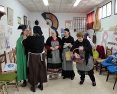 Ensayan en un local municipal.  // CharryTV