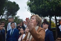Uno de los momentos más emotivos se ha vivido en la misma salida, cuando una mujer del público ha interpretado una sentida saeta  // Laura Caballero 