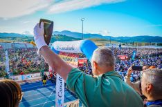 El directo comenzó en la Ciudad Deportiva con la salida de los participantes en las diferentes modalidades. // CharryTV