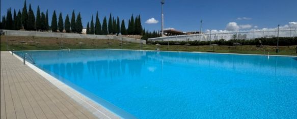 La piscina Manolo López abrirá este verano en horario de 12:00 a 21:00 horas