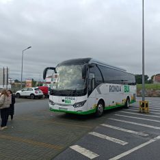 También cuenta con el servicio de autobuses Ronda Bus.  // CharryTV